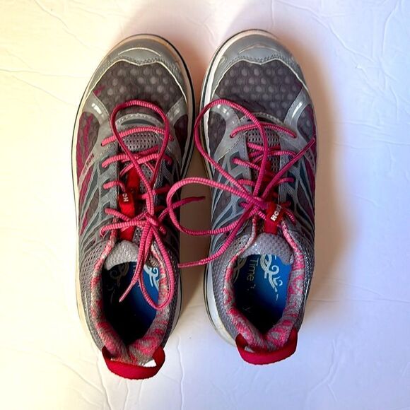 HOKA Sneakers  - Picture 6 of 10